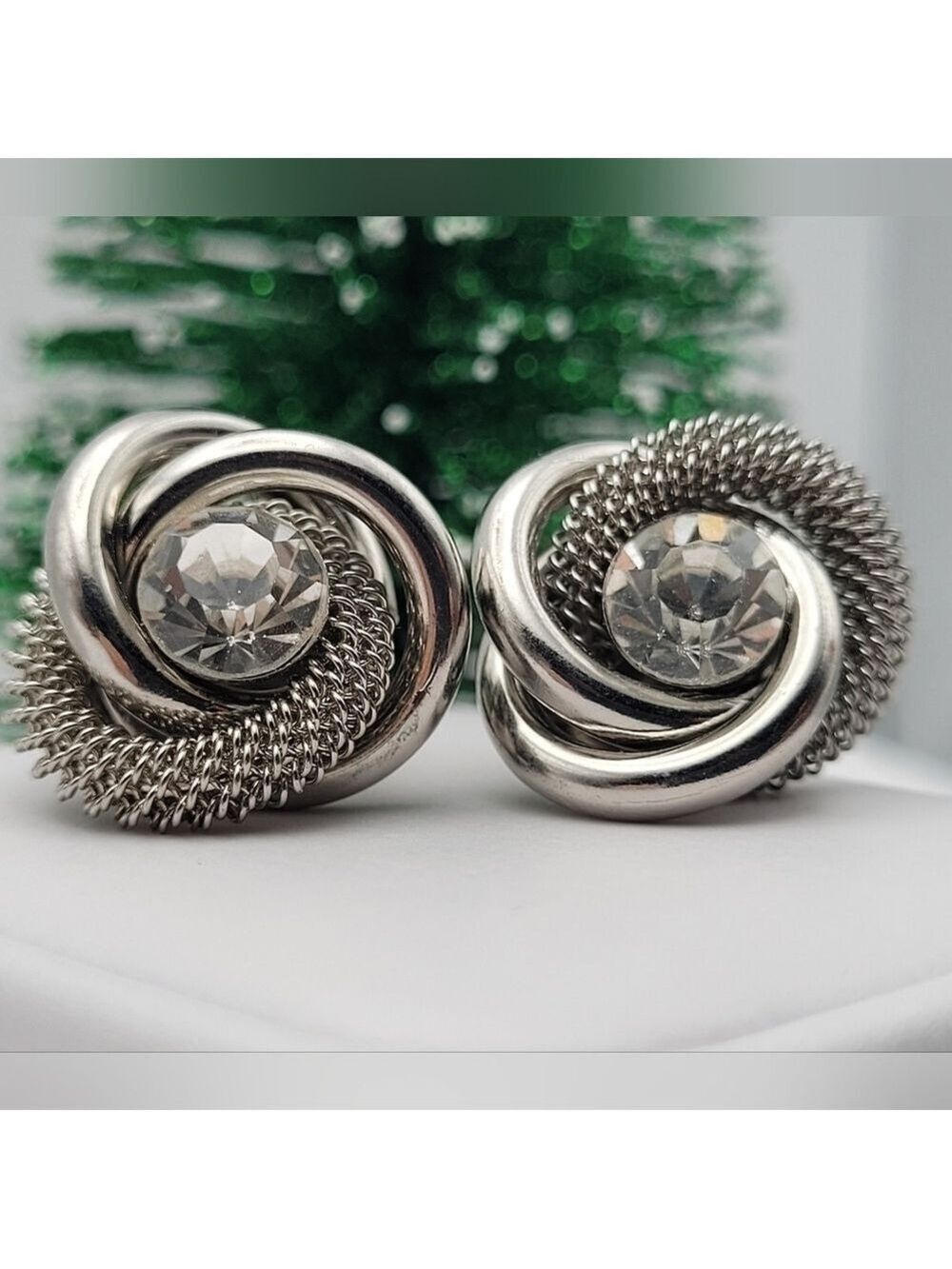 ✨2/$10✨ Twisted Silver Earrings Clear Crystal Round Oval Mesh